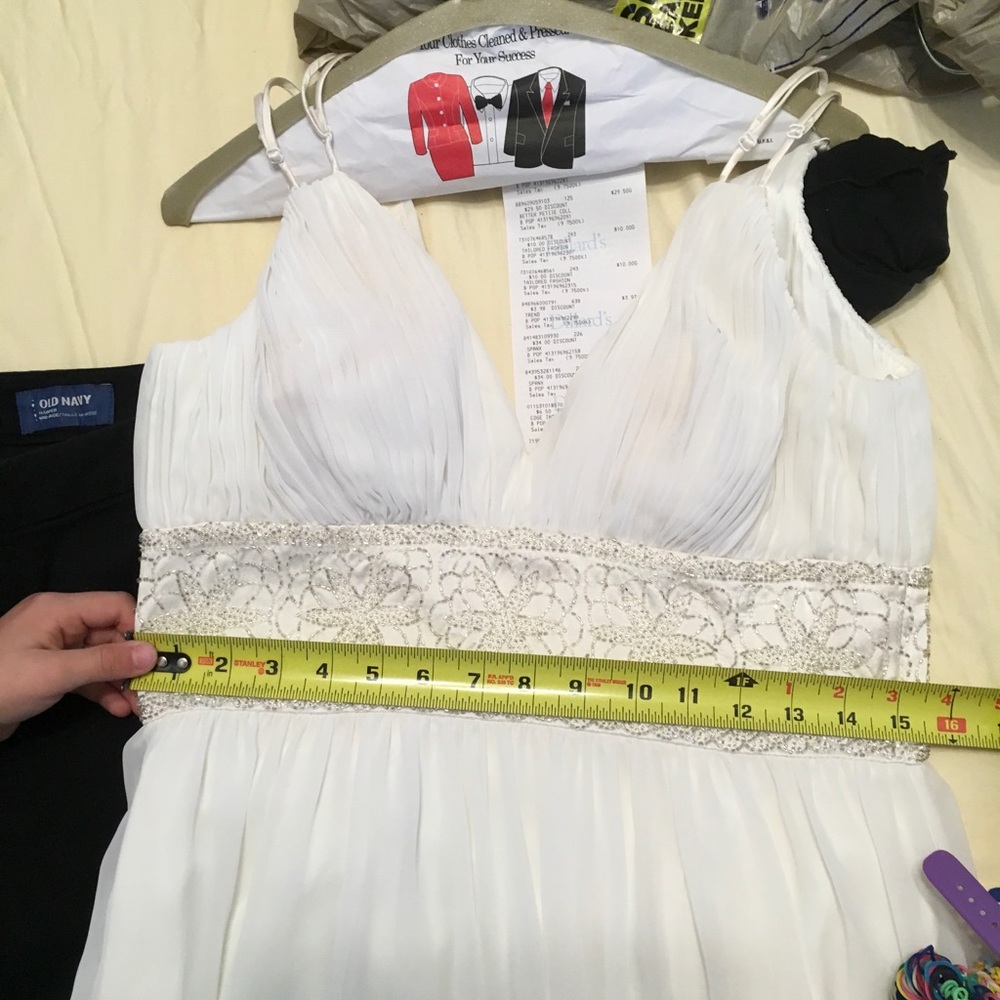 Ivory Formal Dress Gown - Picture 8 of 8